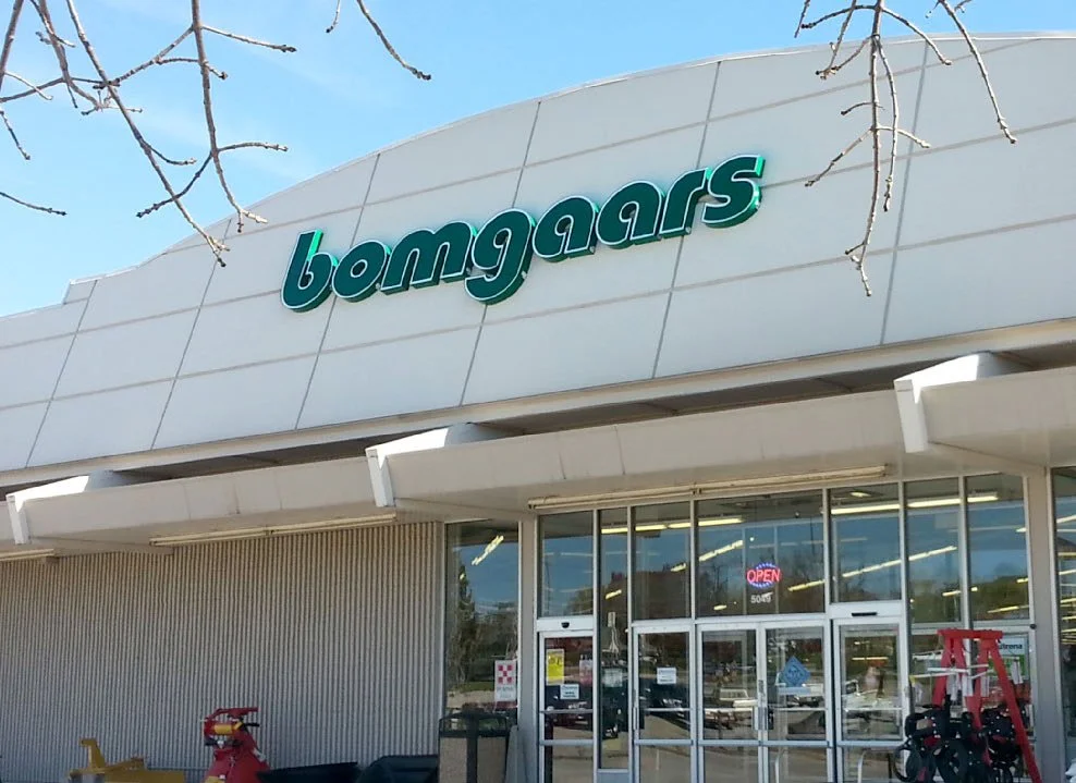 Bomgaars