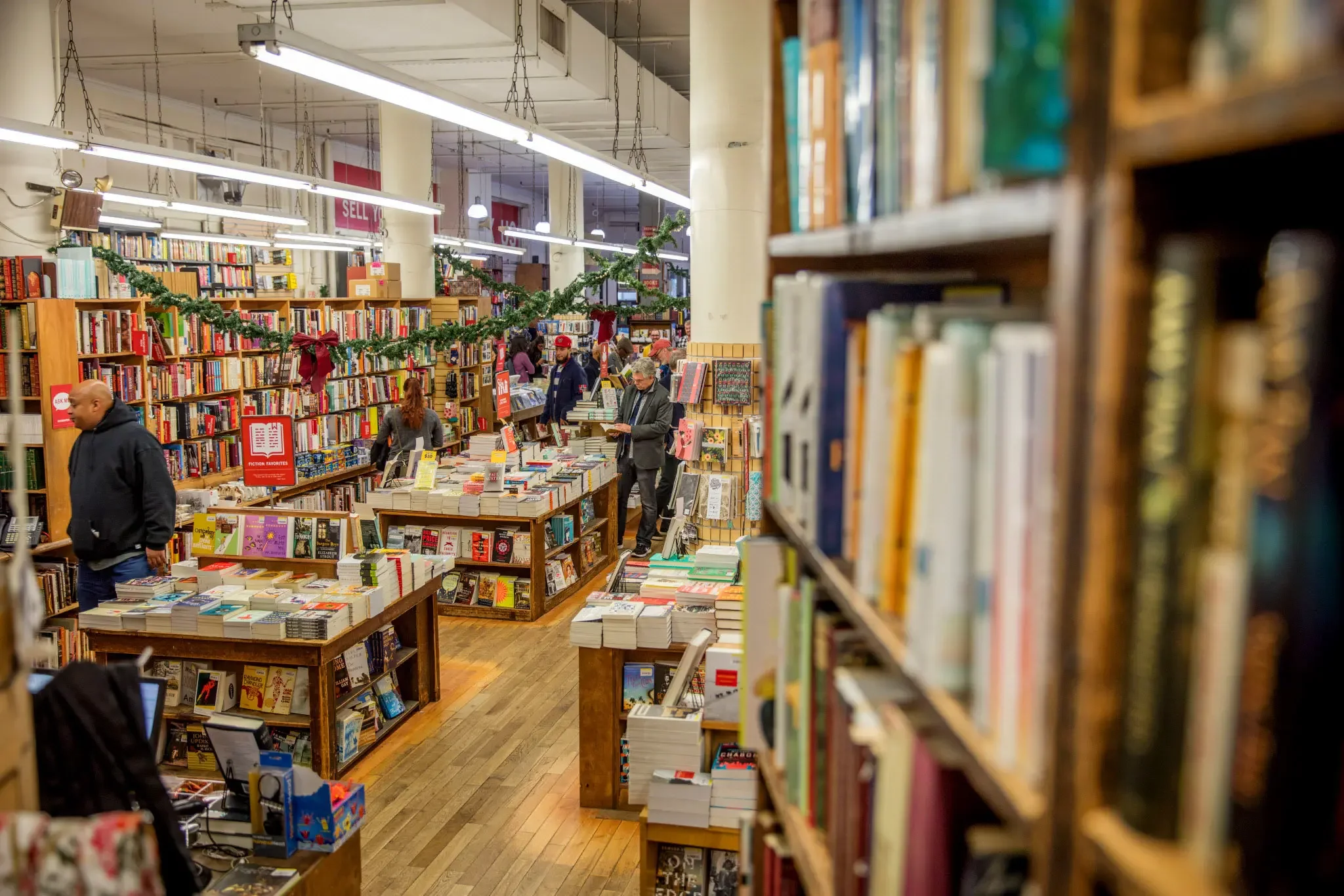 Strand Book Store
