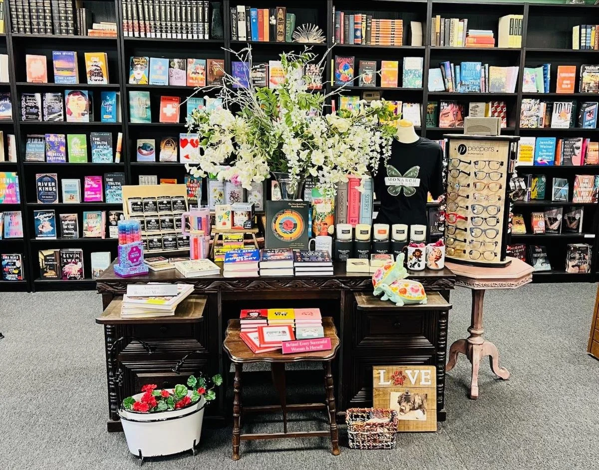 Monarch Books & Gifts
